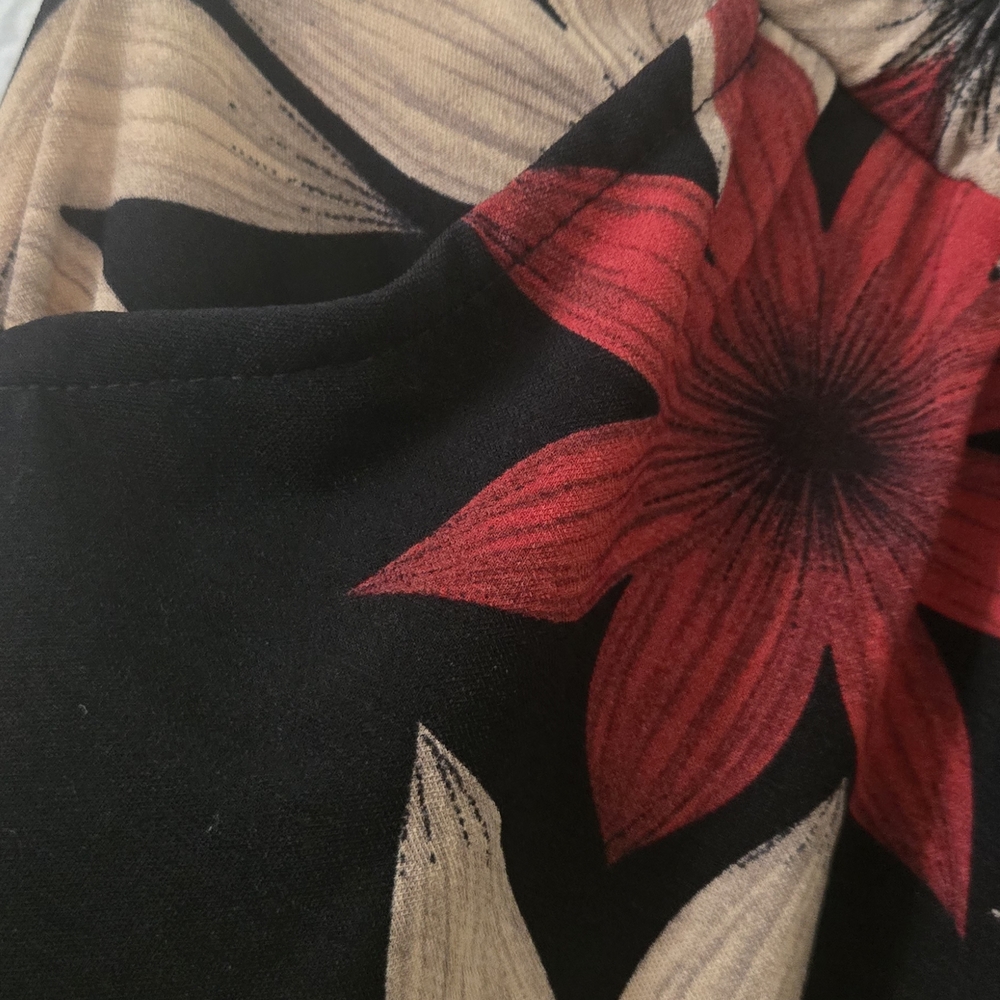 W&Y Fashion Floral Midi Skirt – L/XL – NWT - Picture 2 of 4